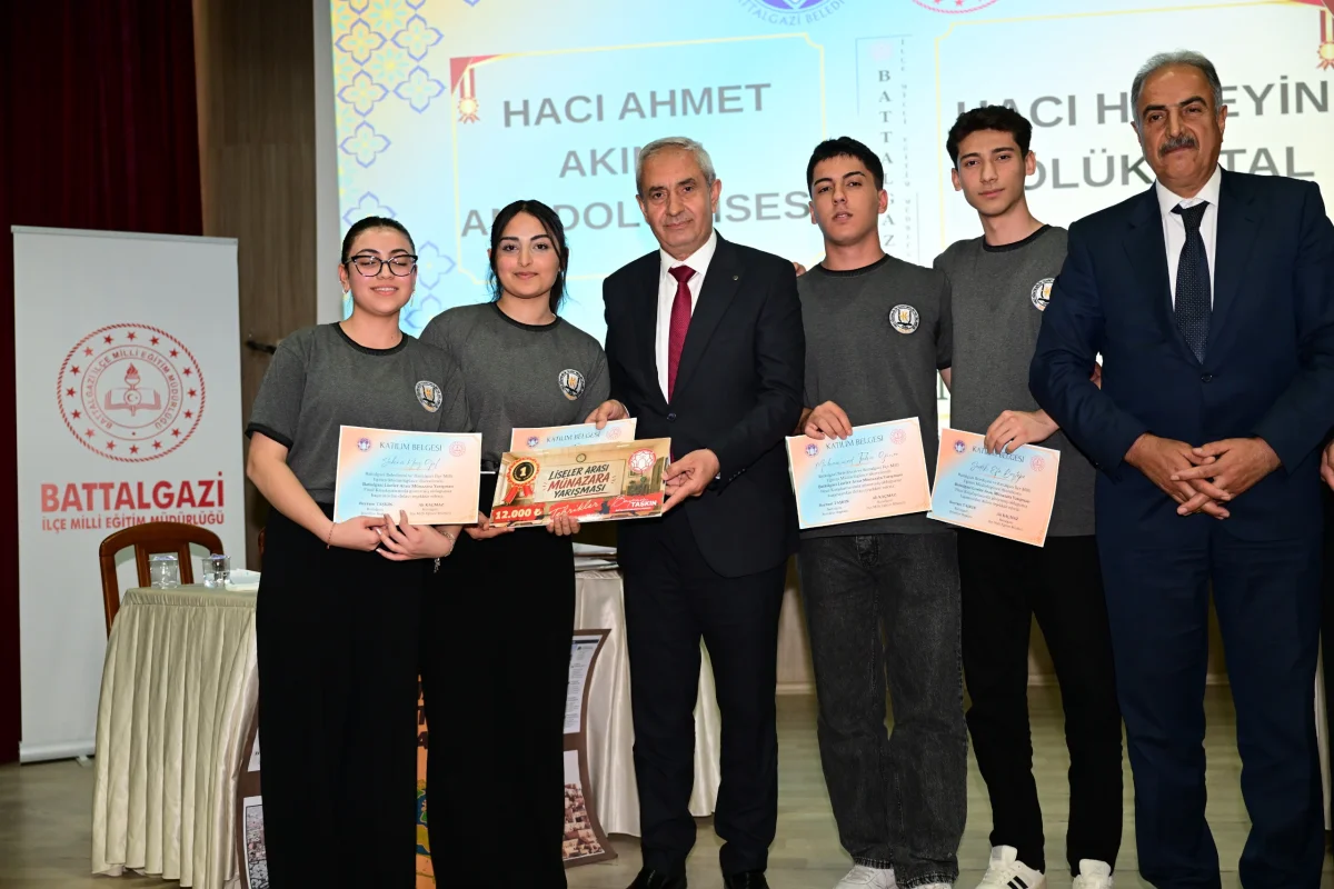 Liseler Arası Münazara Yarışması'nın şampiyonu belli oldu