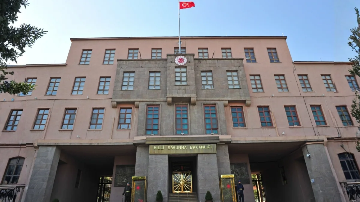 MSB: Türkiye ile hareket edenler kazanır