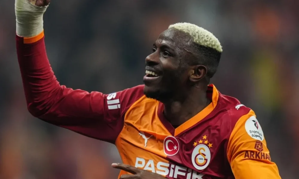 Premier Lig devi Osimhen için devrede