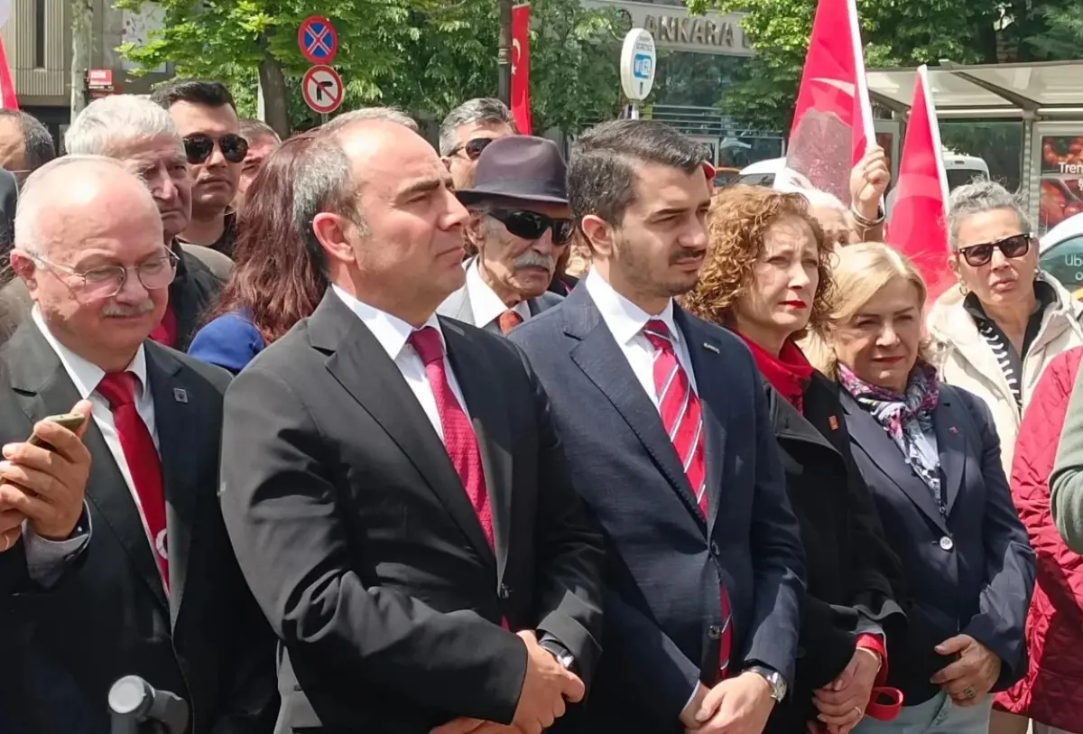 Çankaya'da milli mücadelenin 107. yılında 19 Mayıs töreni yoğun katılımla gerçekleşti
