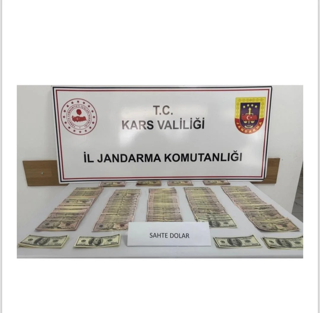 Kars’ta sahte dolar operasyonu